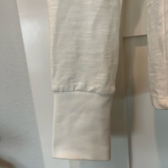 Quince Long Sleeve White Tee in Small - Picture 2 of 6